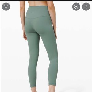 lululemon wunder under 25inch
